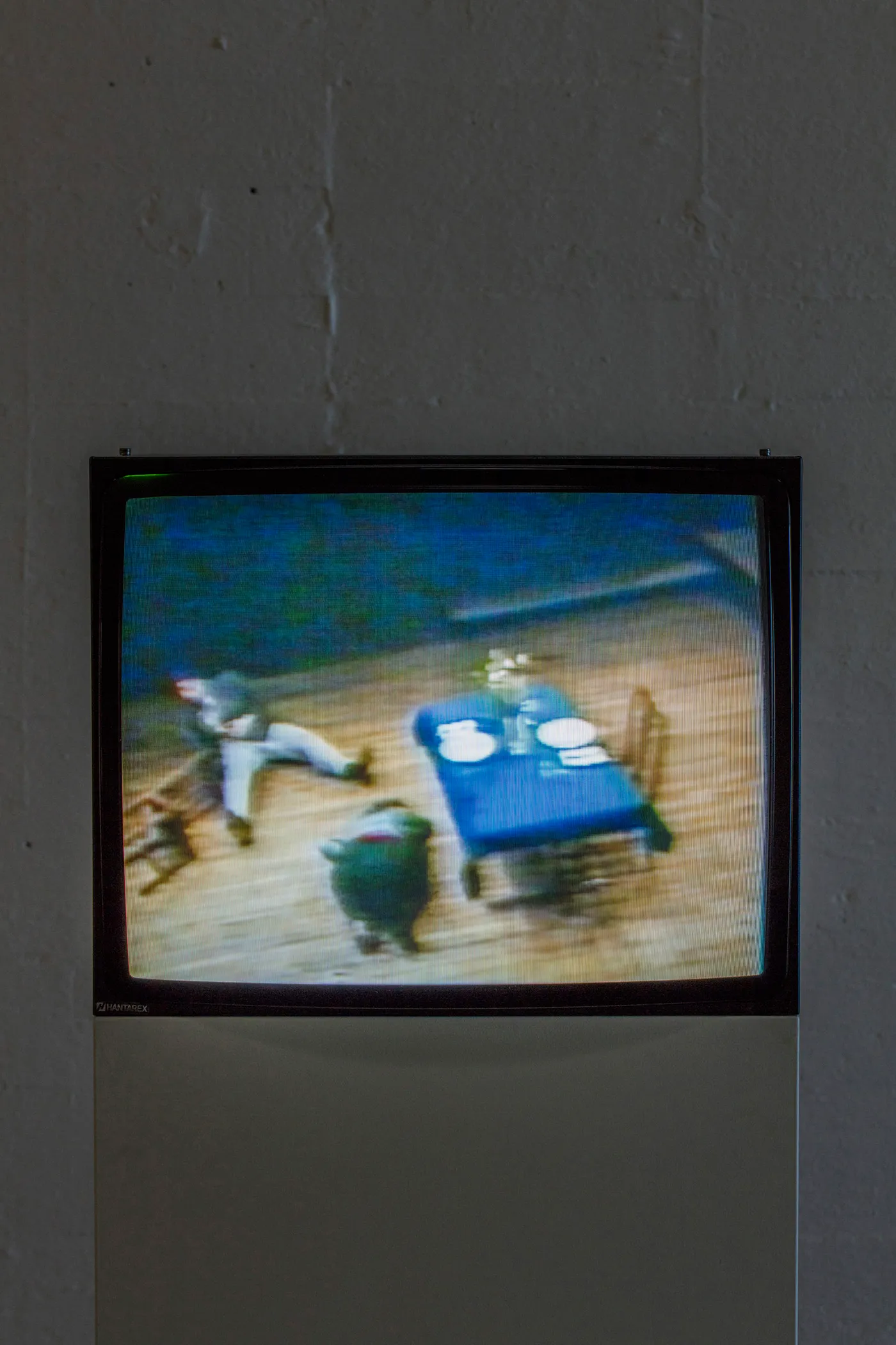Nauman_ViolentIncidentManWomanSegment_CC